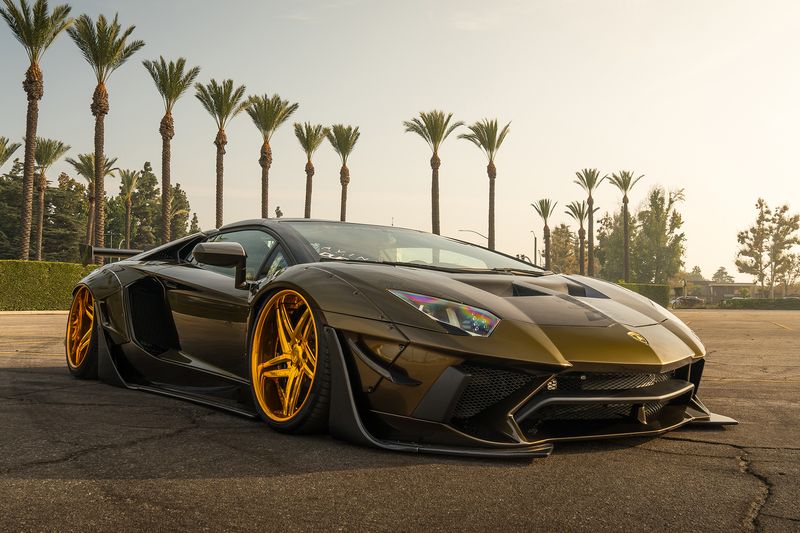 SV71 Gold Liberty Walk Aventador